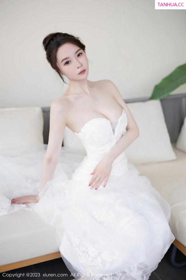 梦心玥  [XiuRen]高清写真图 2023.08.30 No.7310 梦心玥 婚纱美腿第28张图片
